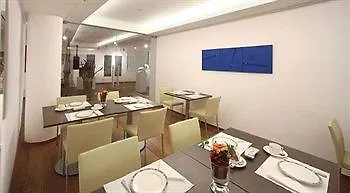 사이몬치니 호텔 4*